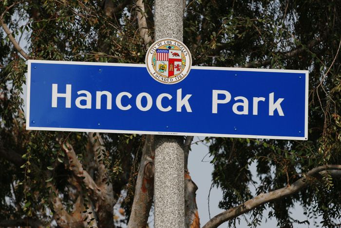 Hancock Park street sign