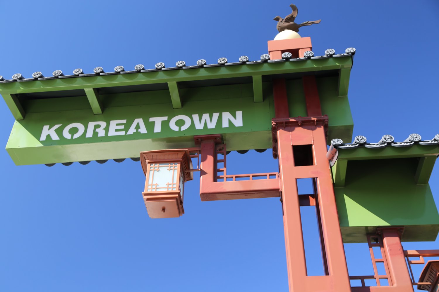 Koreatown gateway, Los Angeles